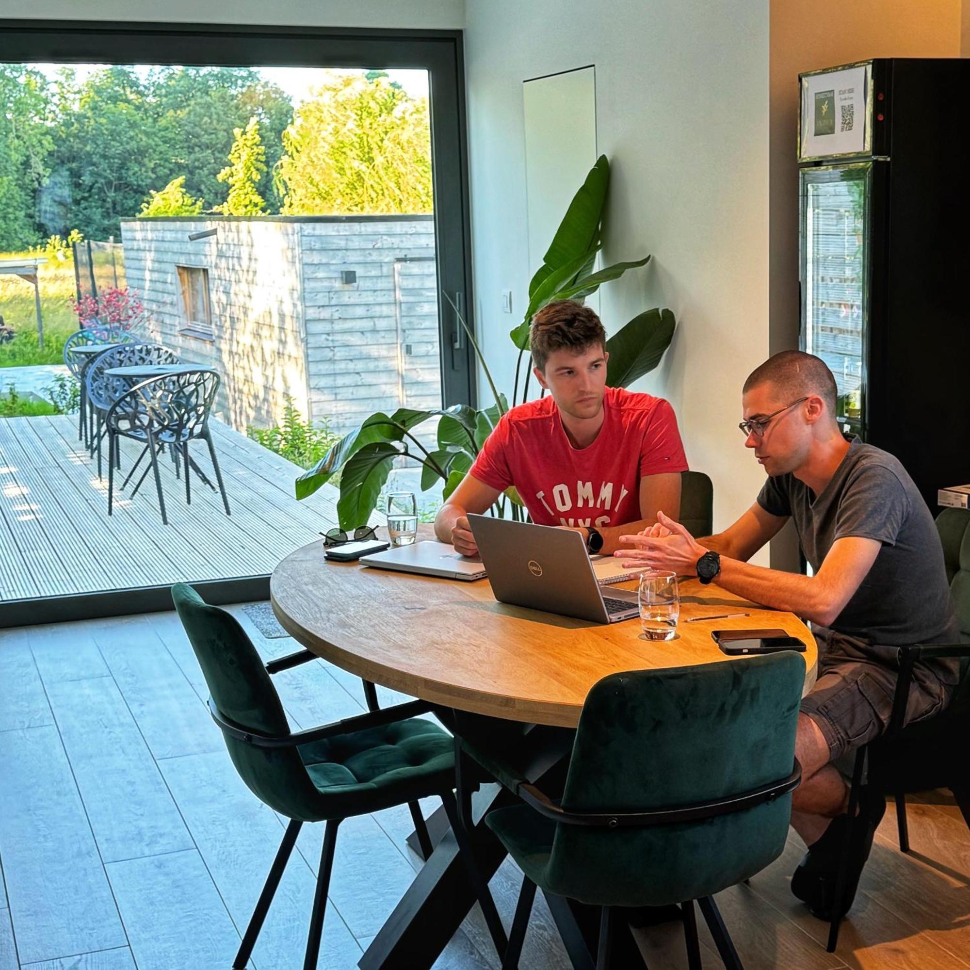 Inova Guesthouse Hasselt Exterior photo